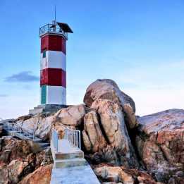 Tour Nha Trang 1 ngày: Cực Đông Mũi Điện - Hòn Nưa - khởi hành từ Nha Trang